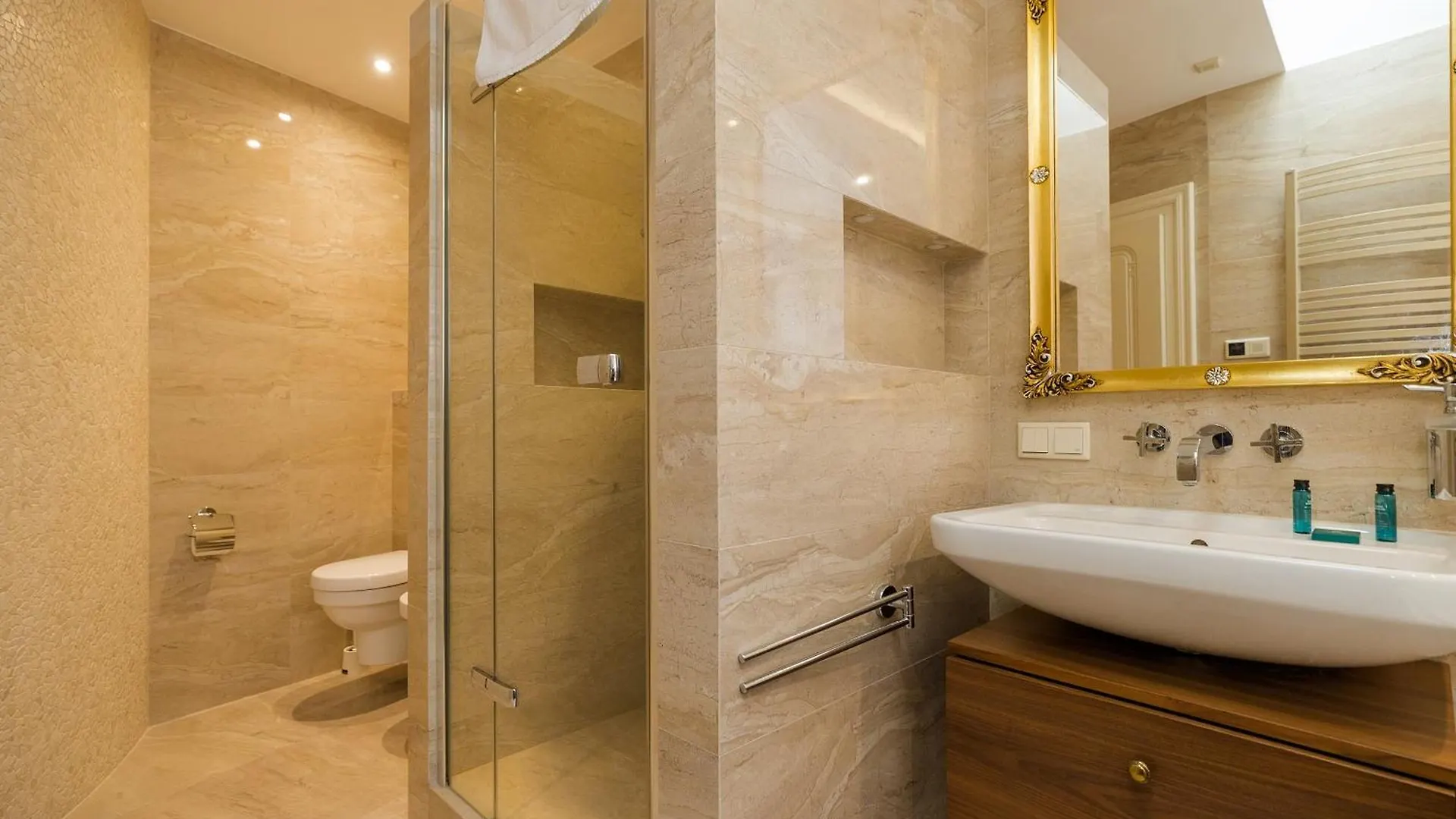 Apartment Shortstaypoland Nowy Swiat B99 Warsaw
