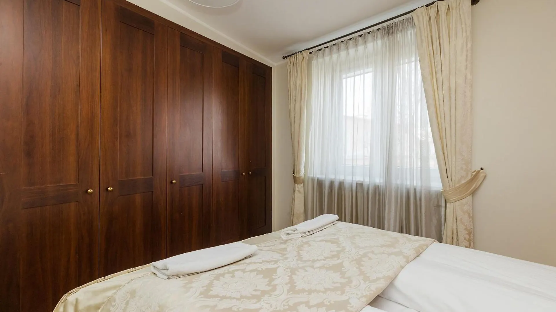 Shortstaypoland Nowy Swiat B99 Warsaw
