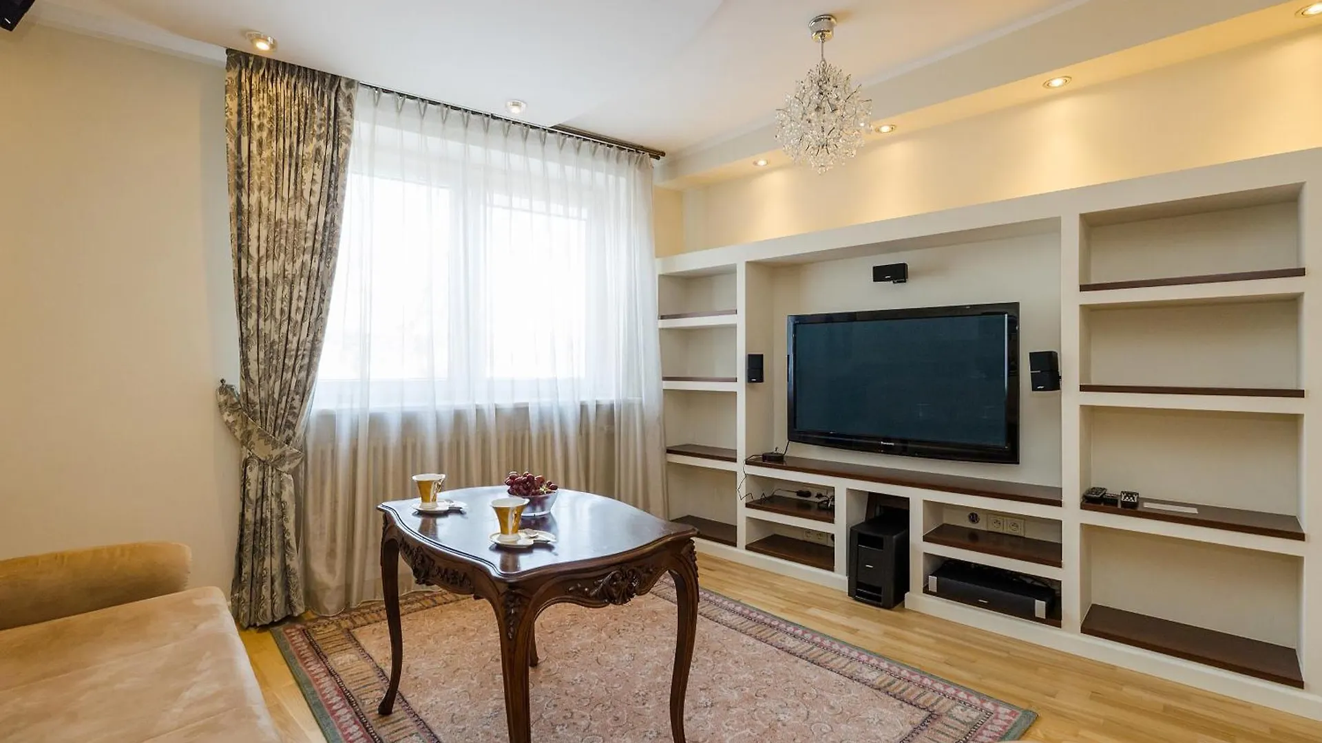 Shortstaypoland Nowy Swiat B99 Warsaw Apartment