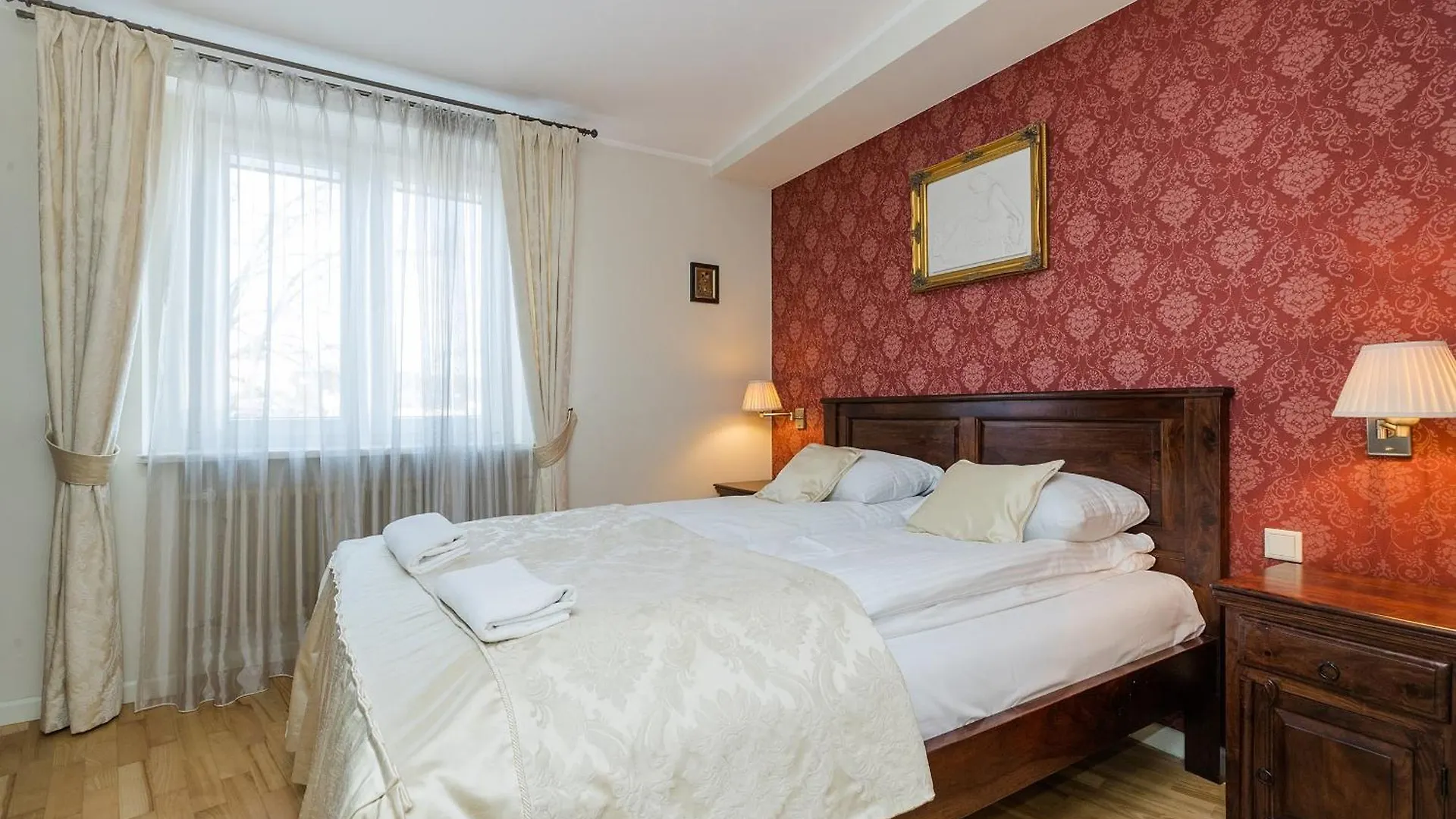 Shortstaypoland Nowy Swiat B99 Warsaw 0*,  Poland